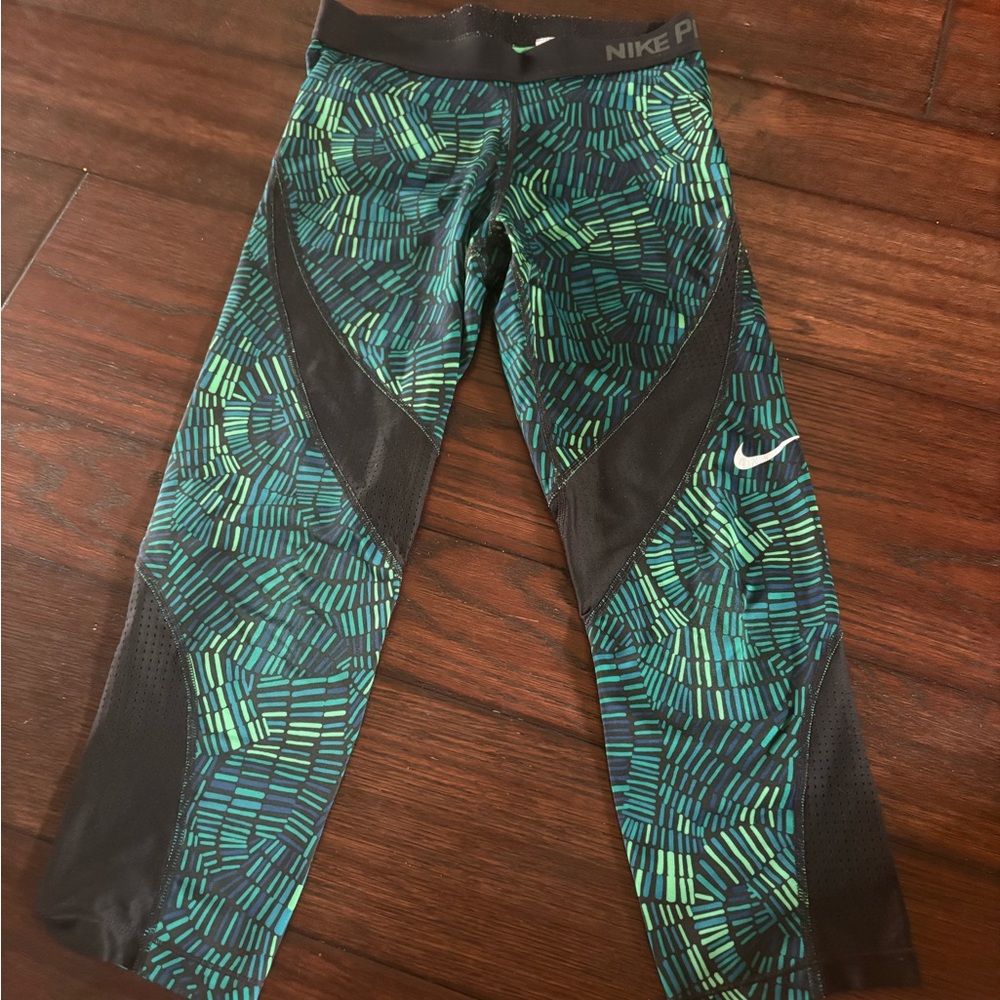 Nike Patterned Leggings - Green and Black